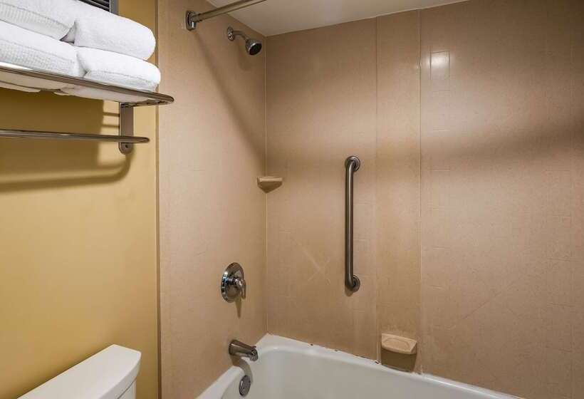 Отель Baymont By Wyndham Culpeper