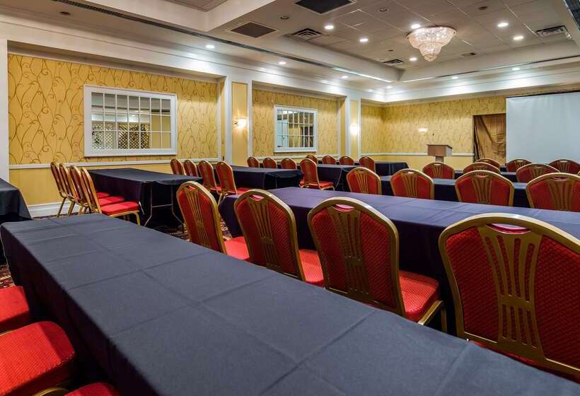 ホテル Best Western Mill River Manor