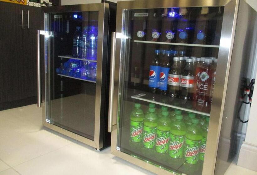 فندق Best Western Plus Bloomington East