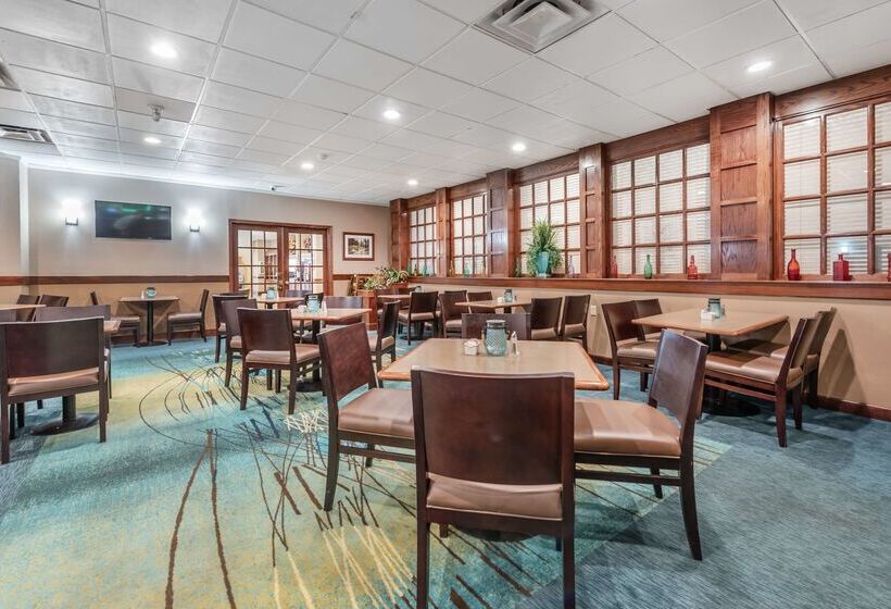 호텔 Best Western Plus Bridgeport Inn