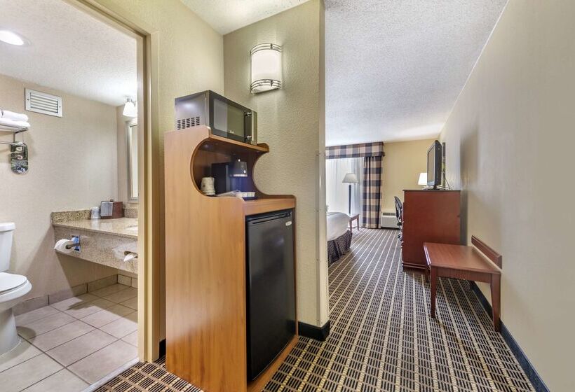 호텔 Best Western Plus Bridgeport Inn