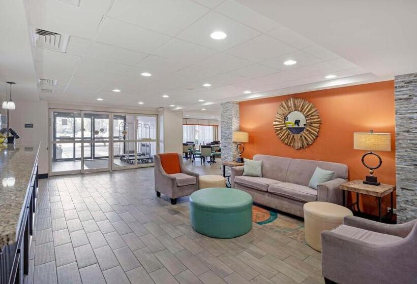 هتل Best Western Plus Chicagoland  Countryside