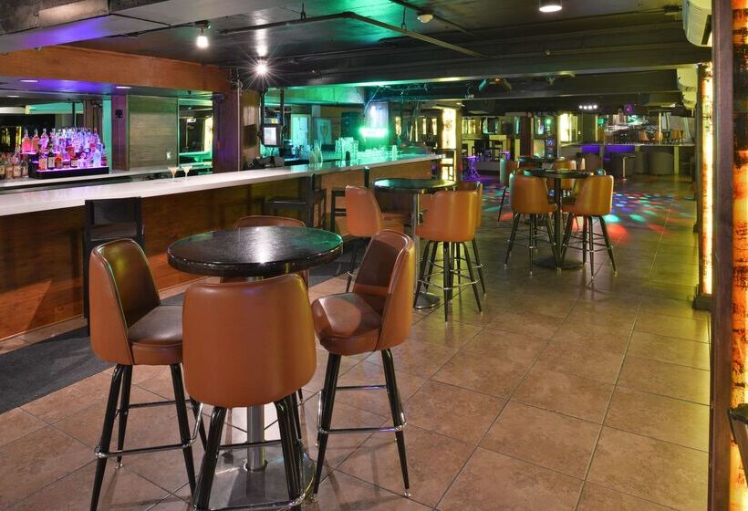 Best Western Plus El Paso Airport Hotel & Conference Center