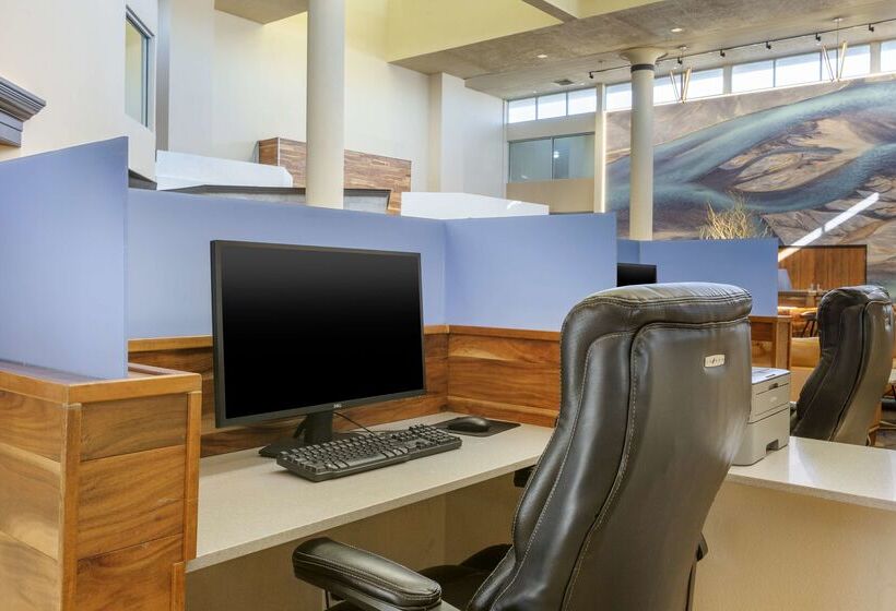 Best Western Plus El Paso Airport Hotel & Conference Center