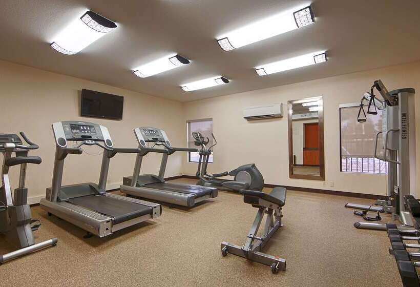هتل Best Western Plus Fresno Airport