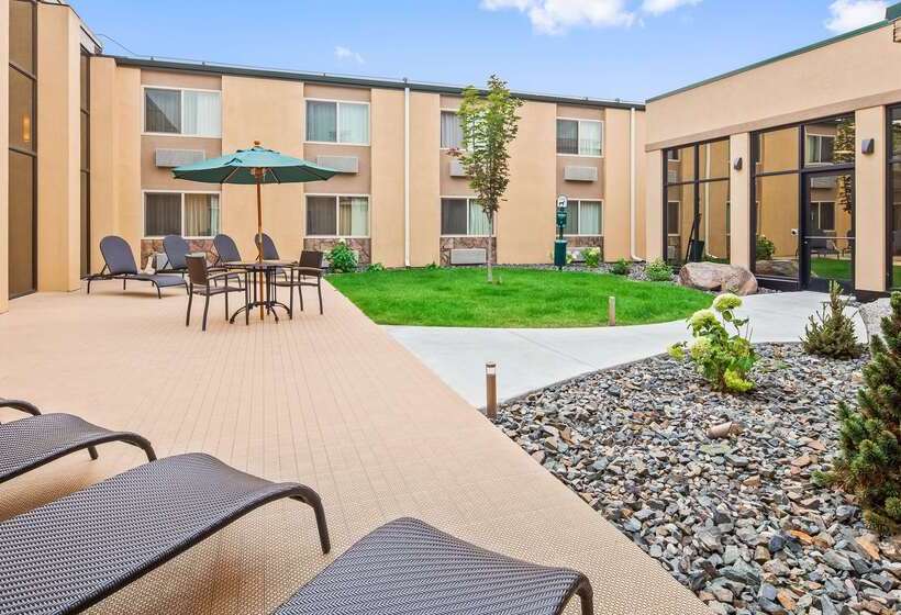 هتل Best Western Plus Grantree Inn