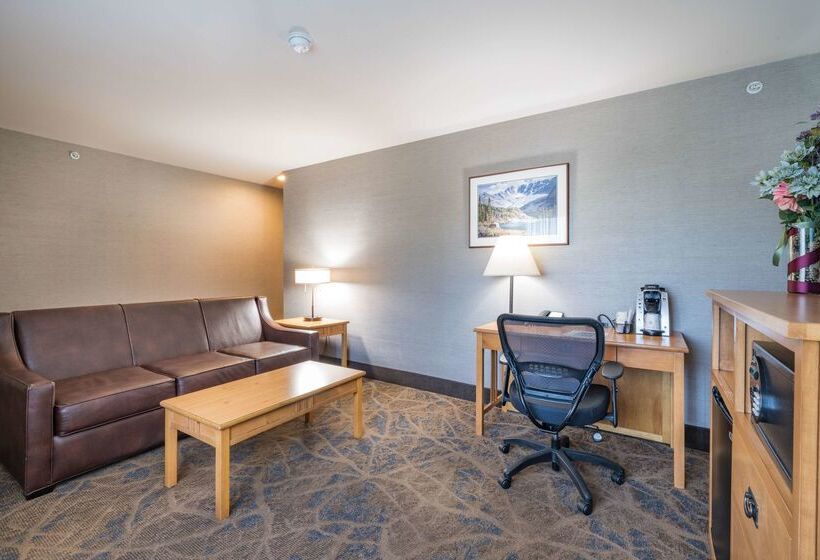 هتل Best Western Plus Grantree Inn