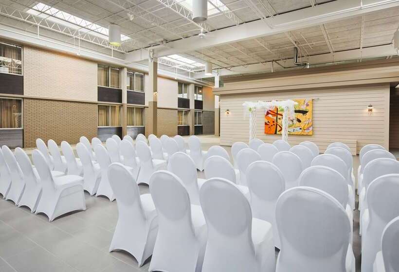 Best Western Plus Kingston Hotel And Conference Center