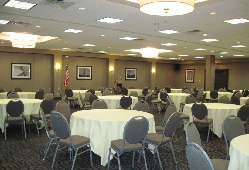 Best Western Plus Kingston Hotel And Conference Center