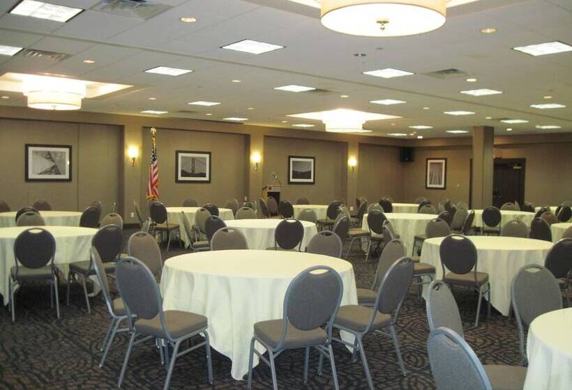 Best Western Plus Kingston Hotel And Conference Center