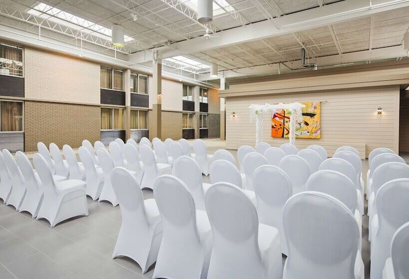 Best Western Plus Kingston Hotel And Conference Center