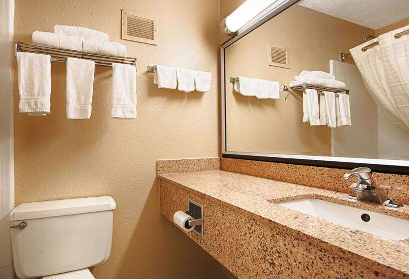 בית מלון כפרי Best Western Richmond