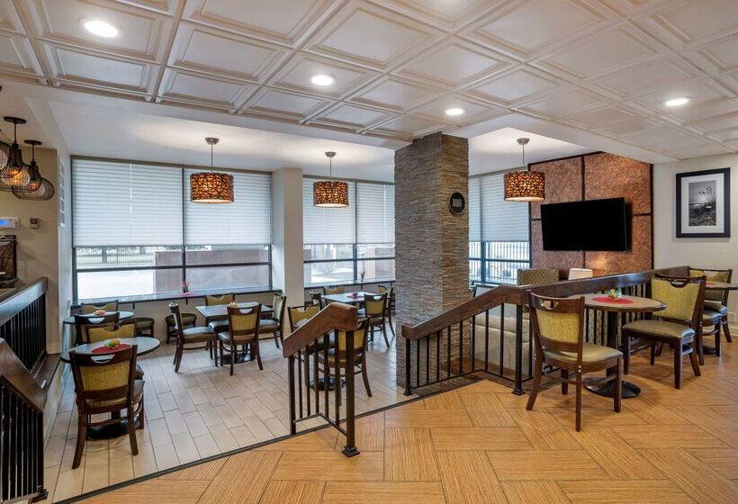 فندق Best Western Salisbury Plaza