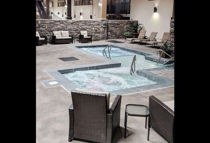 Cascades Mountain Resort, Ascend Hotel Collection