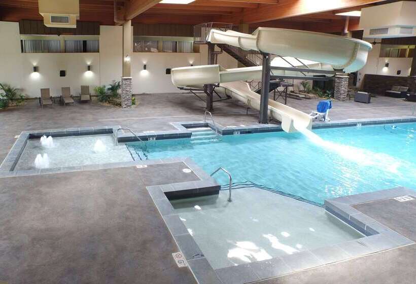 Cascades Mountain Resort, Ascend Hotel Collection