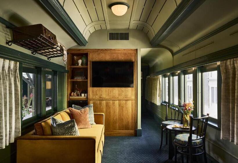 The Hotel Chalet At The Choo Choo