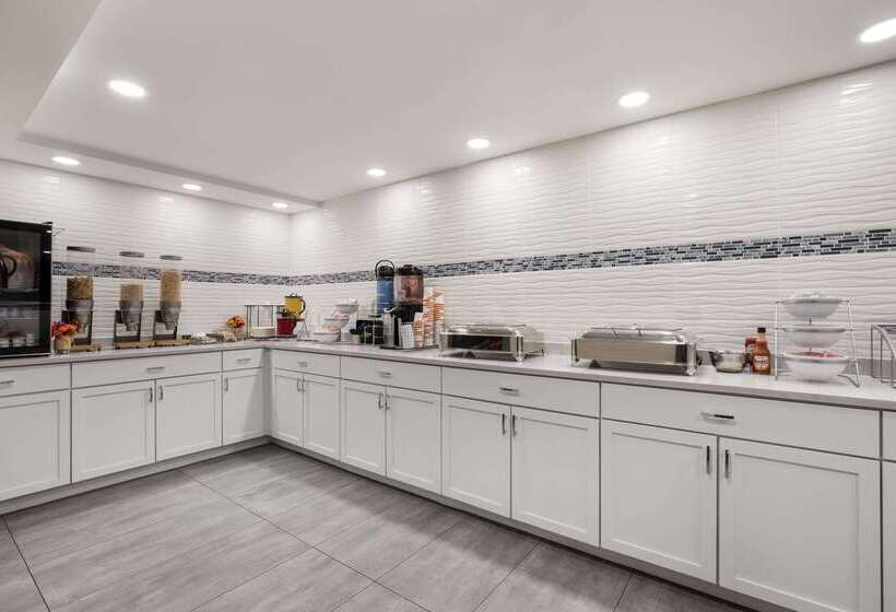 Clarion Hotel & Convention Center Joliet