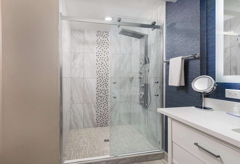 Clarion Hotel & Convention Center Joliet