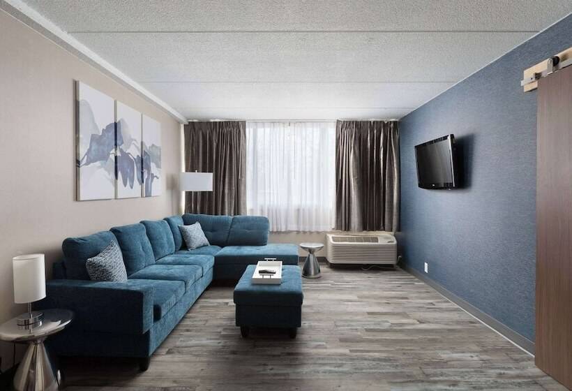 Clarion Hotel & Convention Center Joliet