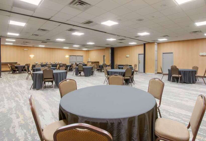 فندق Clarion Inn Asheville Airport