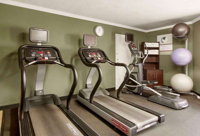 فندق Clarion Inn Asheville Airport