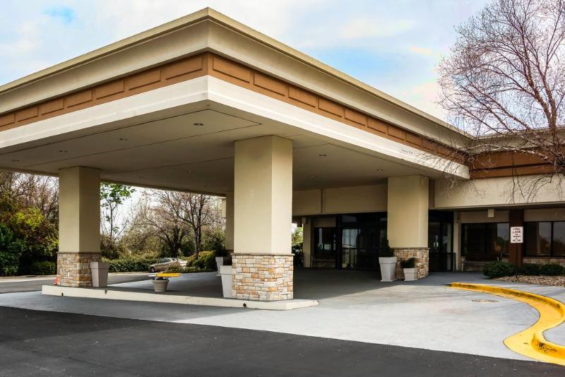 ホテル Clarion Inn