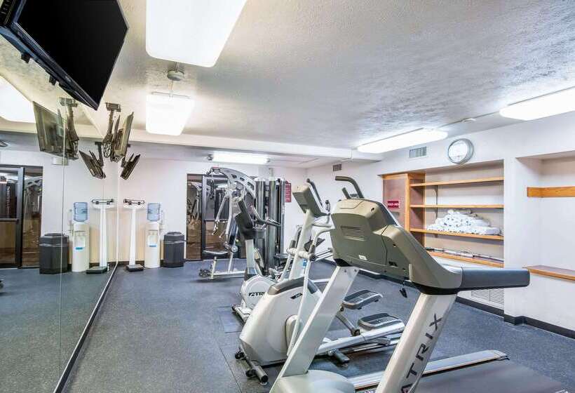 Отель Clarion Inn Grand Junction