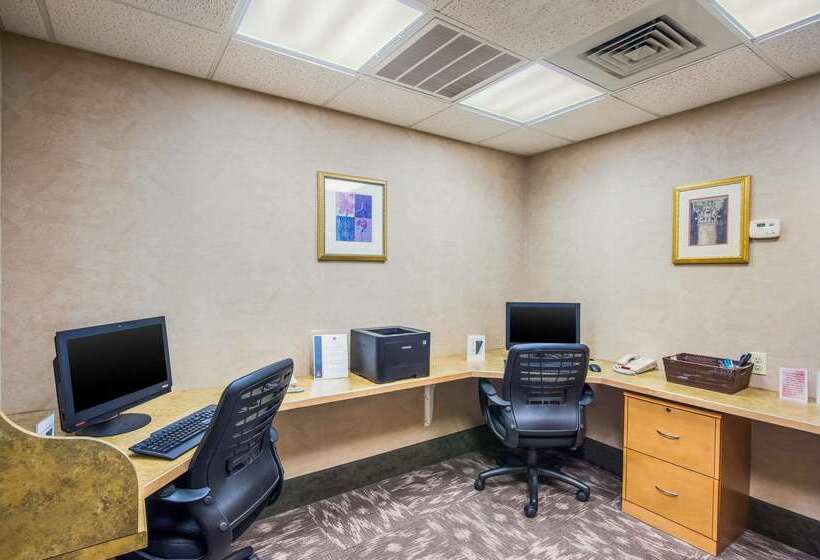 فندق Clarion Inn Grand Junction