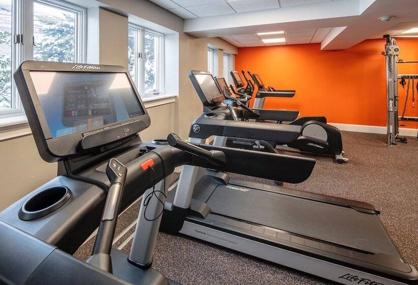 Collegian Hotel & Suites, Trademark Collection By Wyndham