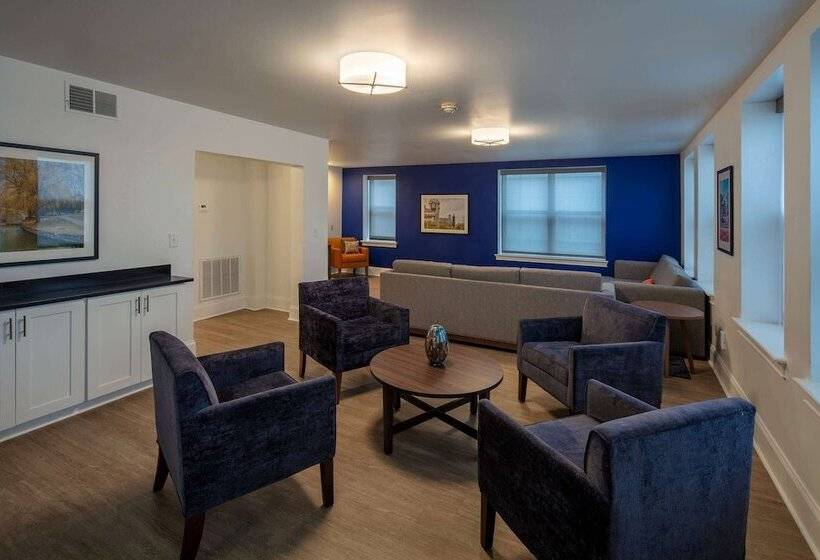 Collegian Hotel & Suites, Trademark Collection By Wyndham