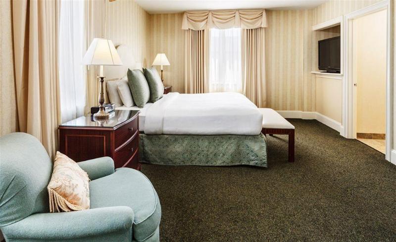 Collegian Hotel & Suites, Trademark Collection By Wyndham