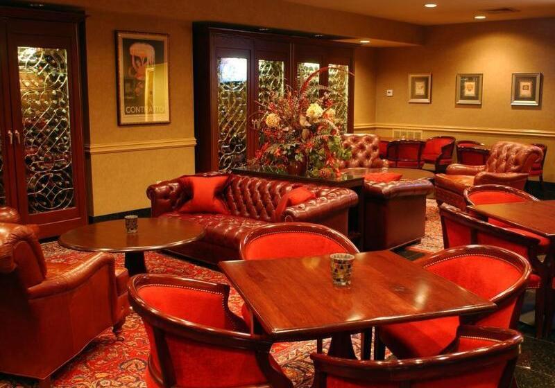 Collegian Hotel & Suites, Trademark Collection By Wyndham