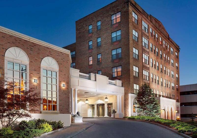 Collegian Hotel & Suites, Trademark Collection By Wyndham