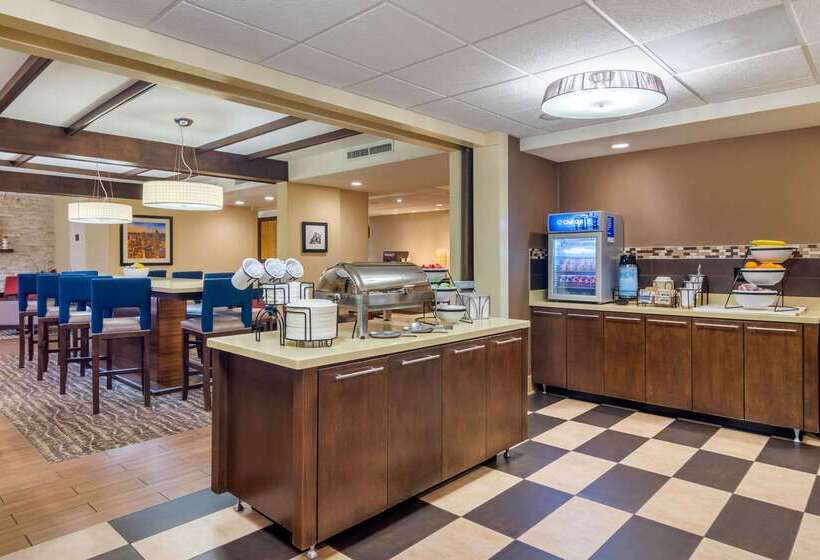 Отель Comfort Inn Atlanta Airport