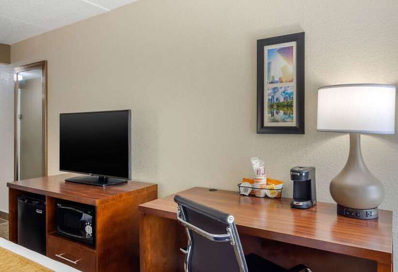 Отель Comfort Inn Atlanta Airport