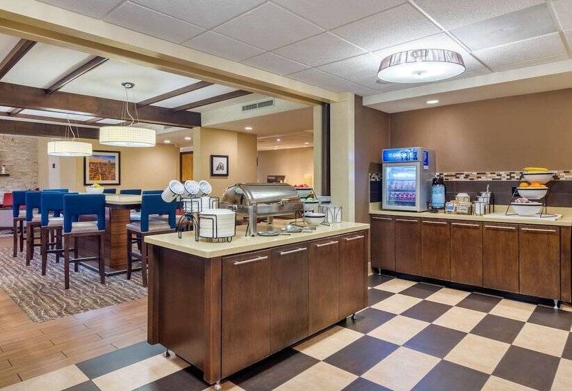 Отель Comfort Inn Atlanta Airport