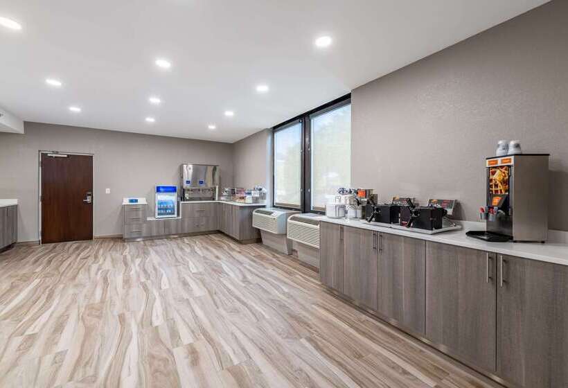 Отель Comfort Inn Chicago Schaumburg O Hare Airport