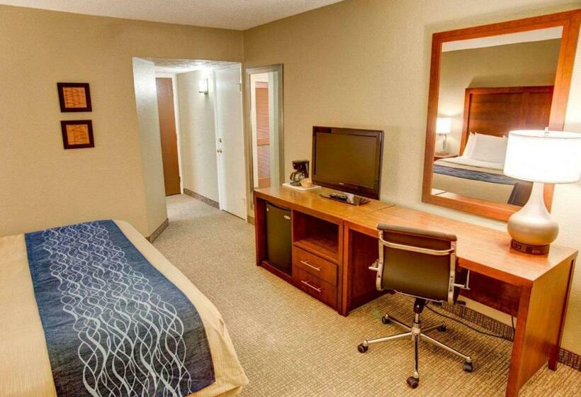 호텔 Comfort Inn Conference Center