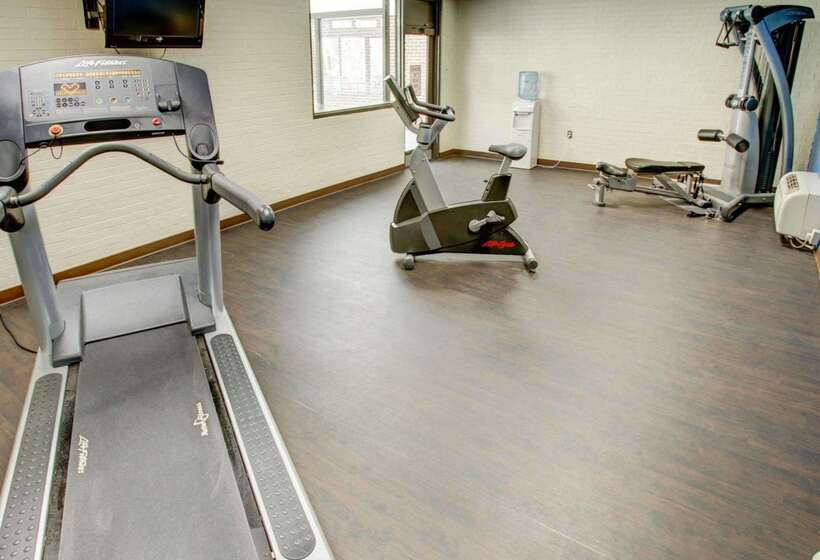 호텔 Comfort Inn Conference Center