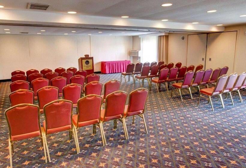 호텔 Comfort Inn Conference Center