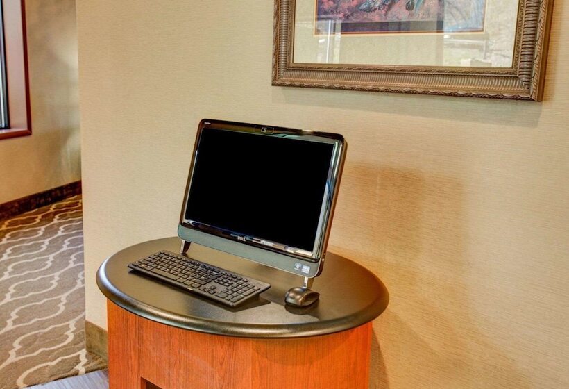 호텔 Comfort Inn Conference Center