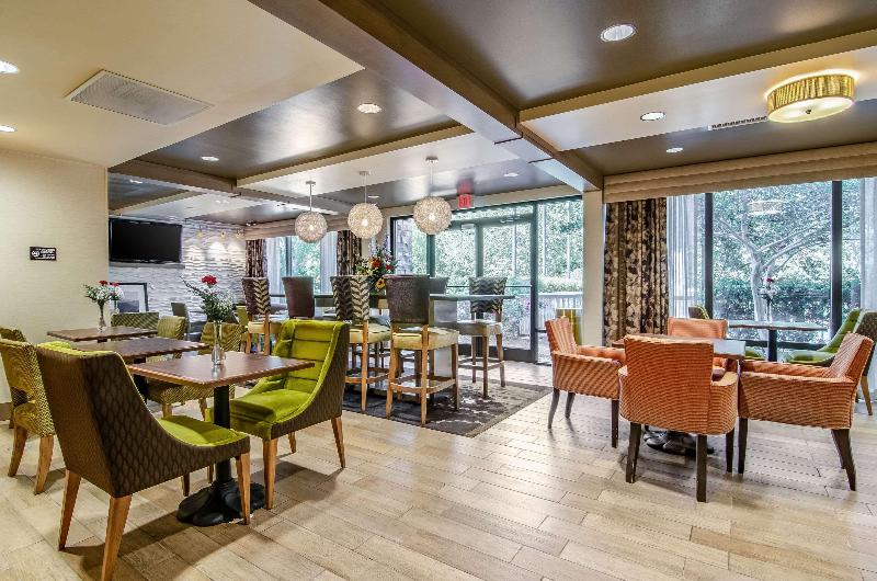 هتل Comfort Inn Raleigh Midtown