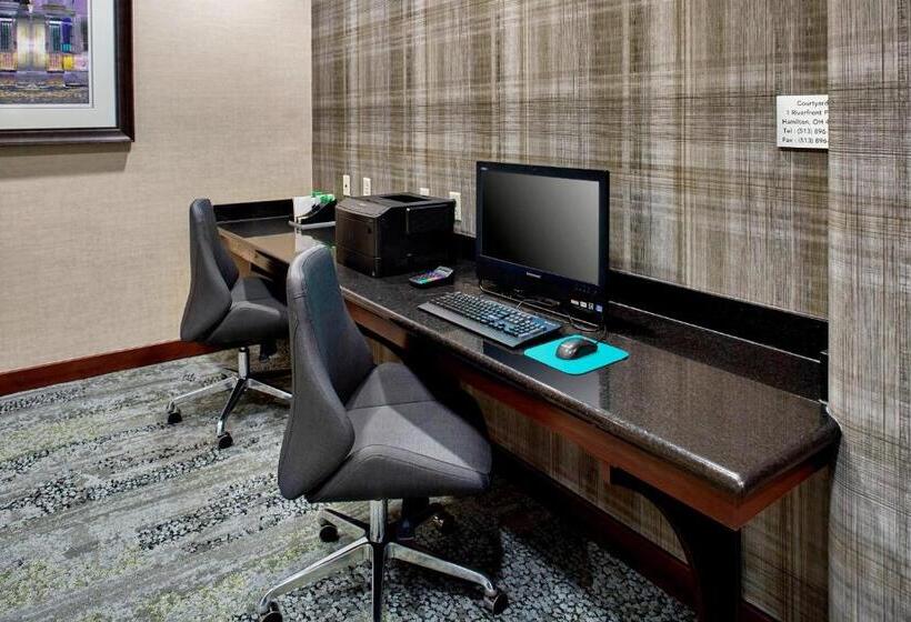 ホテル Courtyard Hamilton