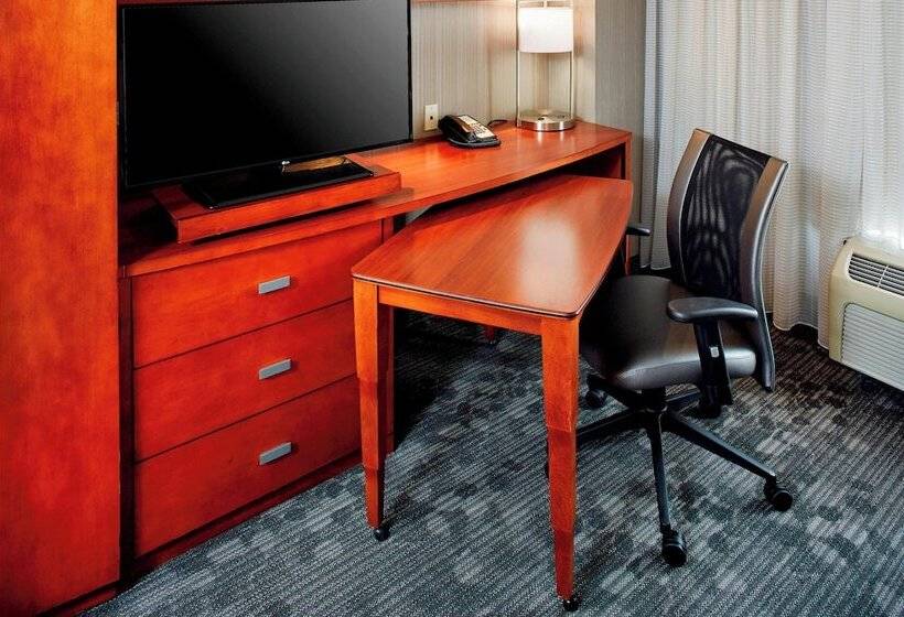 ホテル Courtyard Hamilton