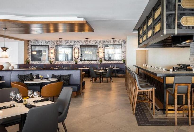 فندق Crowne Plaza Atlanta Ne   Norcross