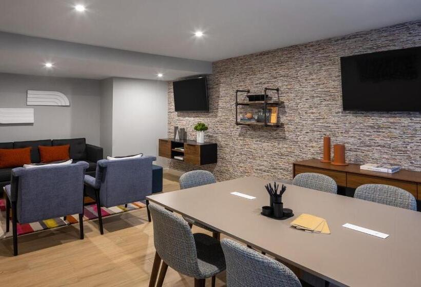 فندق Crowne Plaza Atlanta Ne   Norcross