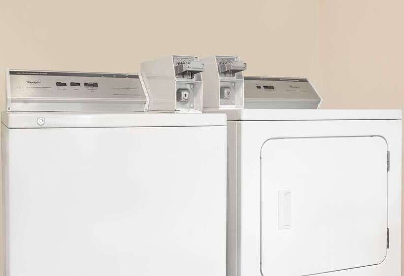 هتل Days Inn By Wyndham Attalla