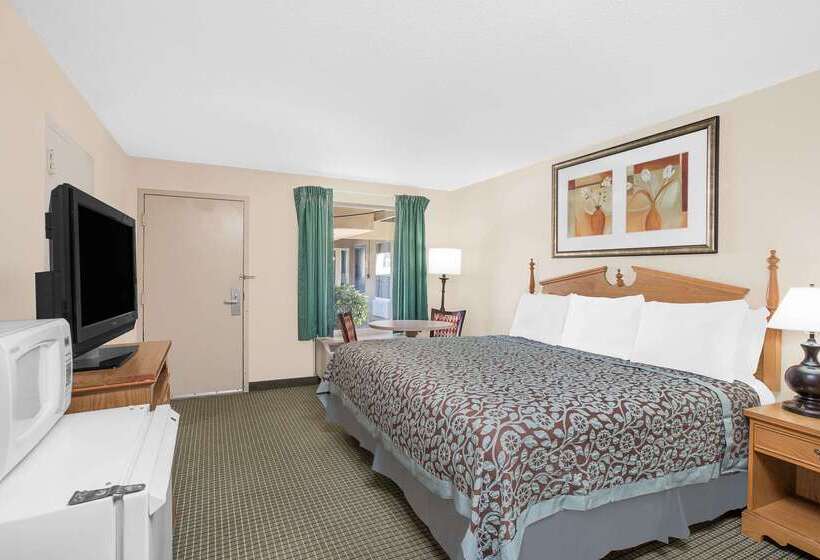 هتل Days Inn By Wyndham Attalla