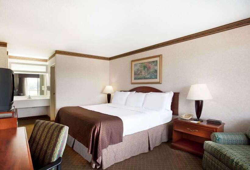 호텔 Days Inn By Wyndham Forrest City