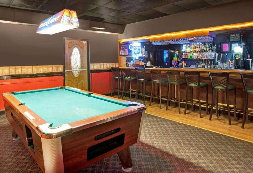 فندق Days Inn By Wyndham Forrest City